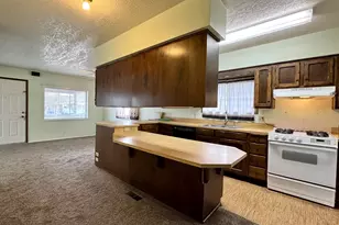 1905 Cherry St, Baker City, OR 97814 - Photo 6