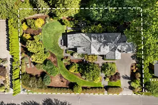 6305 SW Sweetbriar Ct, Portland, OR 97221 - Photo 46