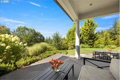 6305 SW Sweetbriar Ct, Portland, OR 97221 - Photo 14