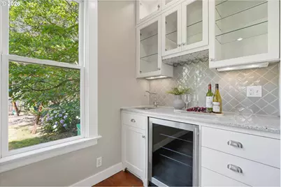 3425 S Corbett Ave, Portland, OR 97239 - Photo 18