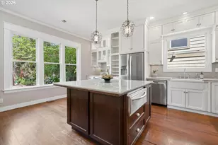 3425 S Corbett Ave, Portland, OR 97239 - Photo 16