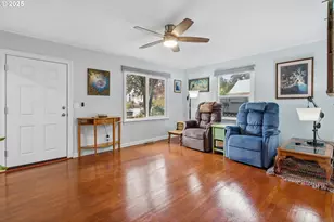 585 Madrona Ave S, Salem, OR 97302 - Photo 8