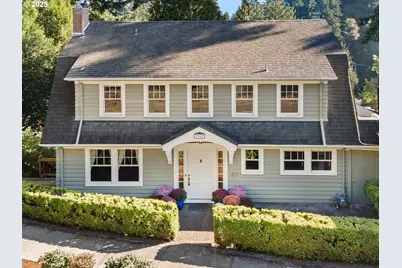 2917 SW Fairview Blvd, Portland, OR 97205 - Photo 1