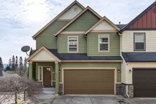 2105 34th St, Washougal, WA 98671 - Photo 2