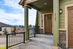 2105 34th St, Washougal, WA 98671 - Photo 4