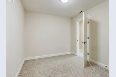 2105 34th St, Washougal, WA 98671 - Photo 34