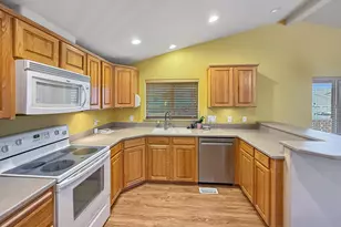 98126 W Benham Ln, Brookings, OR 97415 - Photo 8