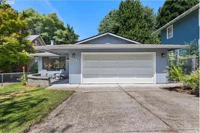 4137 SE Ivon St, Portland, OR 97202 - Photo 2