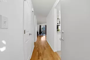 11683 SW Boones Bend Dr, Beaverton, OR 97008 - Photo 4