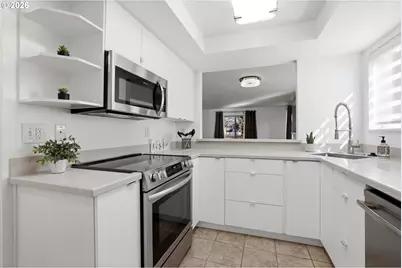 11683 SW Boones Bend Dr, Beaverton, OR 97008 - Photo 8