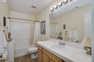 15760 SW Peachtree Dr, Portland, OR 97224 - Photo 14