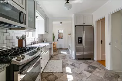 3824 SE Carlton St, Portland, OR 97202 - Photo 10