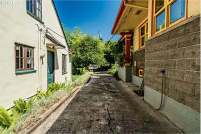 3824 SE Carlton St, Portland, OR 97202 - Photo 42