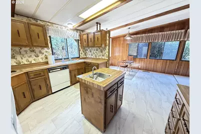 4318 Essex St SE, Salem, OR 97301 - Photo 12
