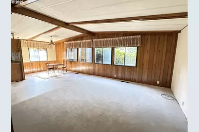 4318 Essex St SE, Salem, OR 97301 - Photo 4