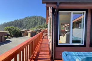 19921 Whaleshead Rd, Brookings, OR 97415 - Photo 8