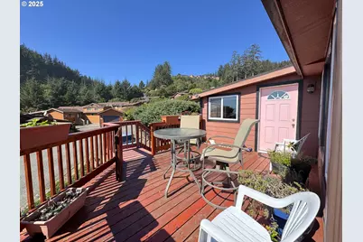 19921 Whaleshead Rd #I    2, Brookings, OR 97415 - Photo 10