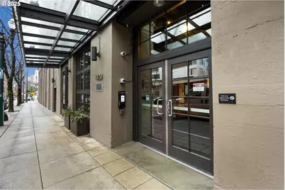 1420 NW Lovejoy St #725, Portland, OR 97209 - Photo 2