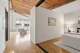 1420 NW Lovejoy St, Portland, OR 97209 - Photo 16