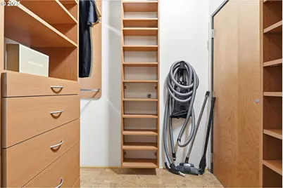 1420 NW Lovejoy St #725, Portland, OR 97209 - Photo 12