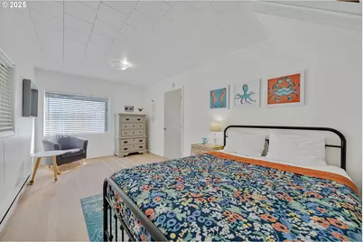 240 S Harbor St, Rockaway Beach, OR 97136 - Photo 16