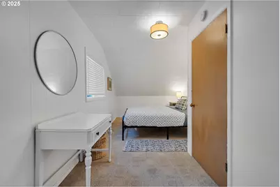 240 S Harbor St, Rockaway Beach, OR 97136 - Photo 20