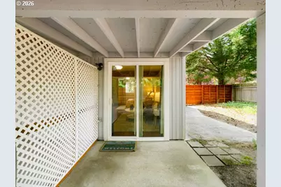 5736 SE 130th Pl, Portland, OR 97236 - Photo 32
