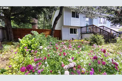 5736 SE 130th Pl, Portland, OR 97236 - Photo 30