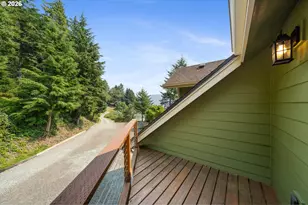 801 1st St, Garibaldi, OR 97118 - Photo 20