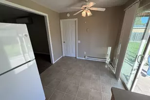 686 W First Ave, Sutherlin, OR 97479 - Photo 14