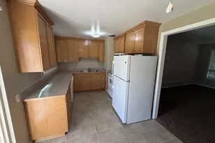 686 W First Ave, Sutherlin, OR 97479 - Photo 10