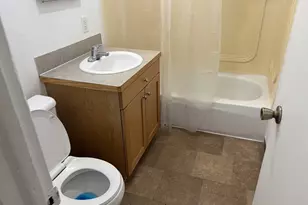 686 W First Ave, Sutherlin, OR 97479 - Photo 20
