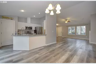 7407 NE 43rd St, Vancouver, WA 98662 - Photo 10