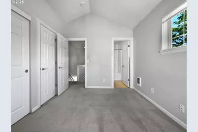 6001 NE Holladay St, Portland, OR 97213 - Photo 4