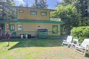 85659 Cherry, Florence, OR 97439 - Photo 8