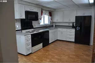 23776 Warthen Rd, Elmira, OR 97437 - Photo 10