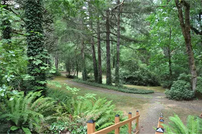 23776 Warthen Rd, Elmira, OR 97437 - Photo 32