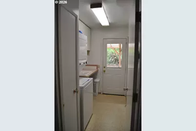 23776 Warthen Rd, Elmira, OR 97437 - Photo 16