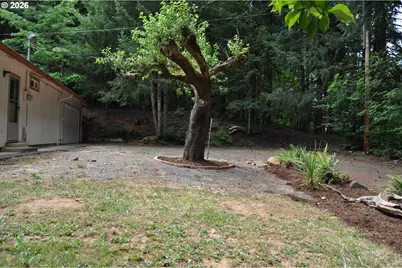 23776 Warthen Rd, Elmira, OR 97437 - Photo 6