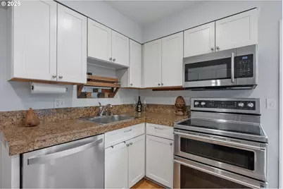 8333 SE 23rd Ave #A, Portland, OR 97202 - Photo 14