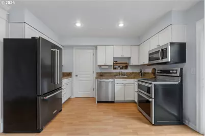 8333 SE 23rd Ave #A, Portland, OR 97202 - Photo 16