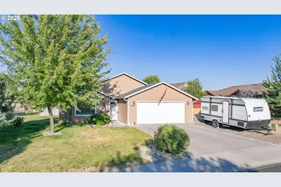 7327 Boyd Pl, Klamath Falls, OR 97603 - Photo 2