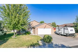 7327 Boyd Pl, Klamath Falls, OR 97603 - Photo 2
