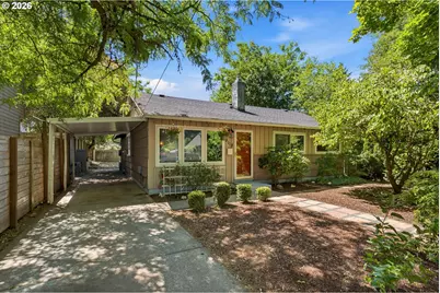 9118 N Smith St, Portland, OR 97203 - Photo 2