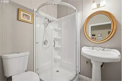 14234 NW Lakeshore Ct, Portland, OR 97229 - Photo 32