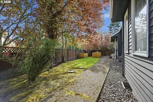 14234 NW Lakeshore Ct, Portland, OR 97229 - Photo 38