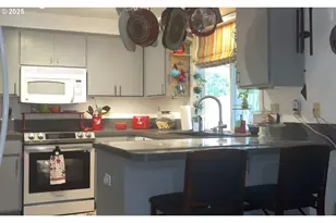 1200 SW 215th Ave, Beaverton, OR 97003 - Photo 4