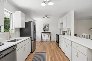 860 NW Battaglia Ave, Gresham, OR 97030 - Photo 14