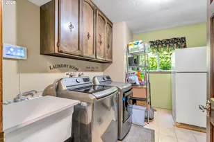 5526 Serenity Dr, Salem, OR 97317 - Photo 34