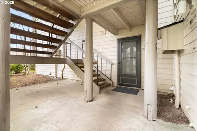 10371 SW Trapper Ter, Beaverton, OR 97008 - Photo 2